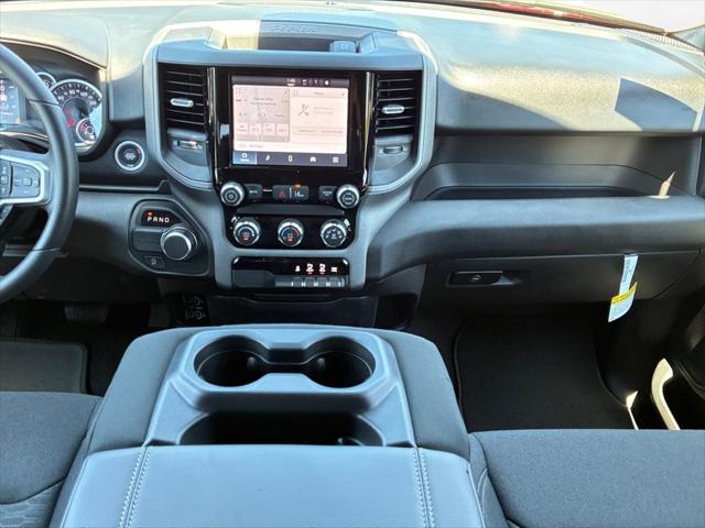 2026 RAM 1500 RAM 1500 EXPRESS CREW CAB 4X2 57 BOX
