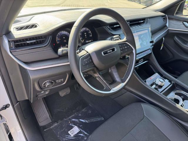 2027 Jeep Grand Cherokee L Laredo Altitude 2027 Jeep Grand Cherokee L Laredo Altitude