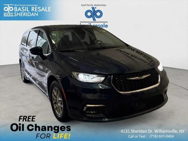 2025 Chrysler Pacifica Select for sale in Williamsville, NY
