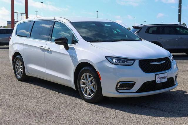 2024 Chrysler Pacifica Touring L for sale in Bartlesville, OK