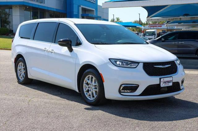 2024 Chrysler Pacifica Touring L for sale in Bartlesville, OK