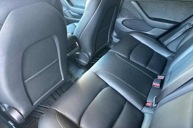 2021 Tesla Model 3 Standard Range Plus Rear-Wheel Drive