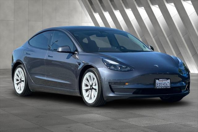 2021 Tesla Model 3 Standard Range Plus Rear-Wheel Drive