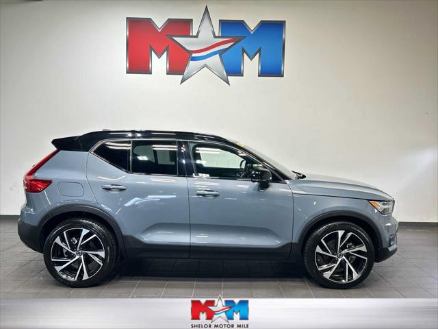 2020 Volvo XC40 T5 R-Design