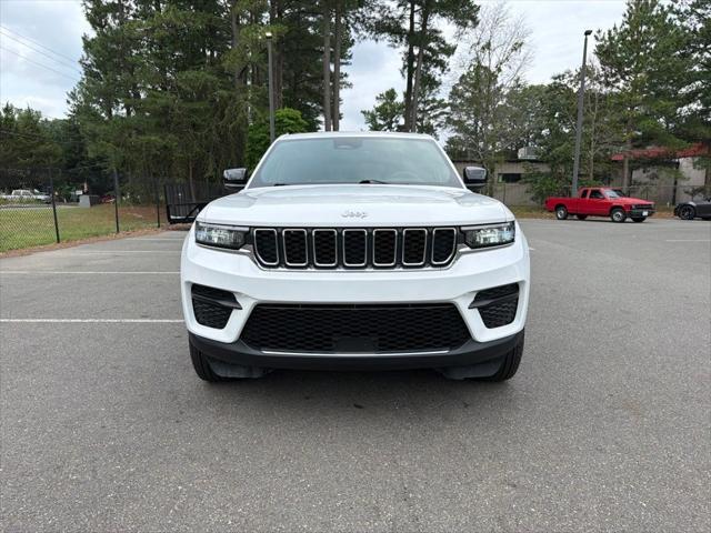 2025 Jeep Grand Cherokee Laredo X 4x4 2025 Jeep Grand Cherokee Laredo X 4x4