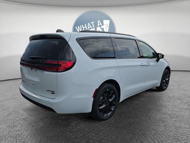 2027 Chrysler Pacifica PACIFICA LIMITED AWD