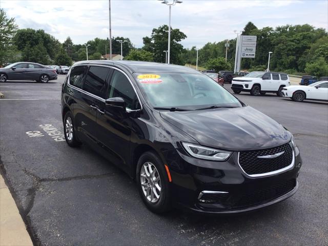 2024 Chrysler Pacifica Touring L 2024 Chrysler Pacifica Touring L