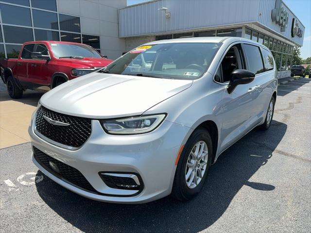 2024 Chrysler Pacifica Touring L 2024 Chrysler Pacifica Touring L