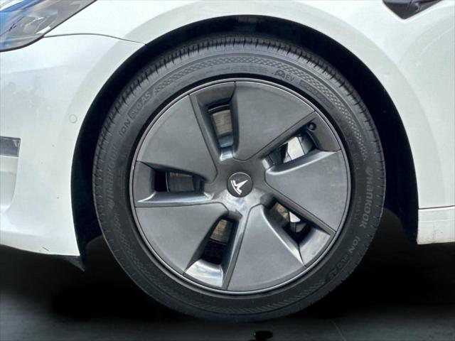 2021 Tesla Model 3 Standard Range Plus Rear-Wheel Drive