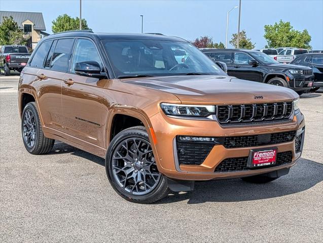 2026 Jeep Grand Cherokee GRAND CHEROKEE SUMMIT 4X4