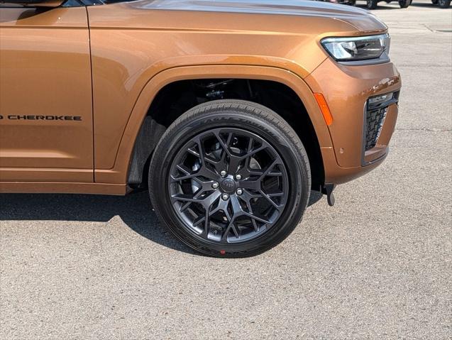 2026 Jeep Grand Cherokee GRAND CHEROKEE SUMMIT 4X4