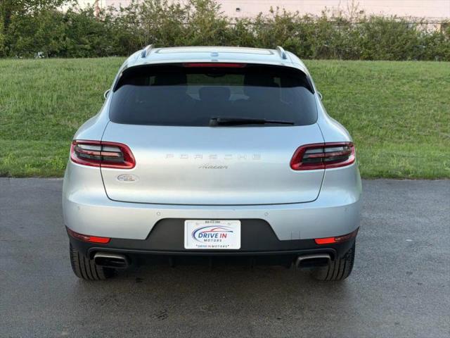 2017 Porsche Macan Base