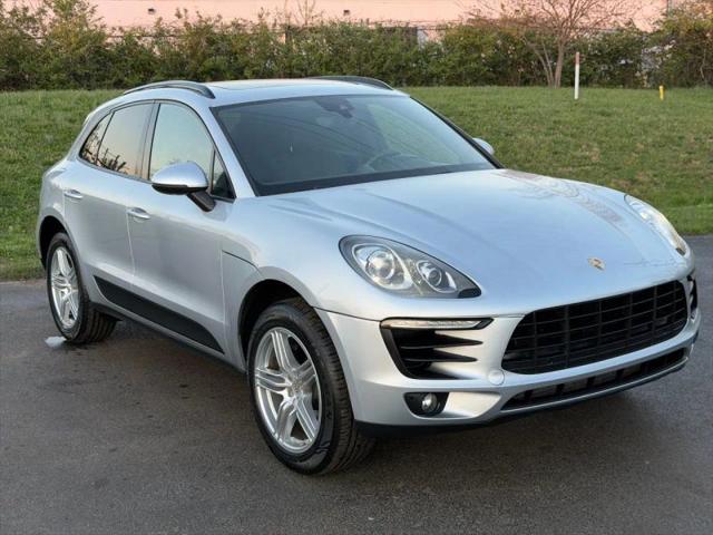 2017 Porsche Macan Base