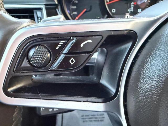 2017 Porsche Macan Base