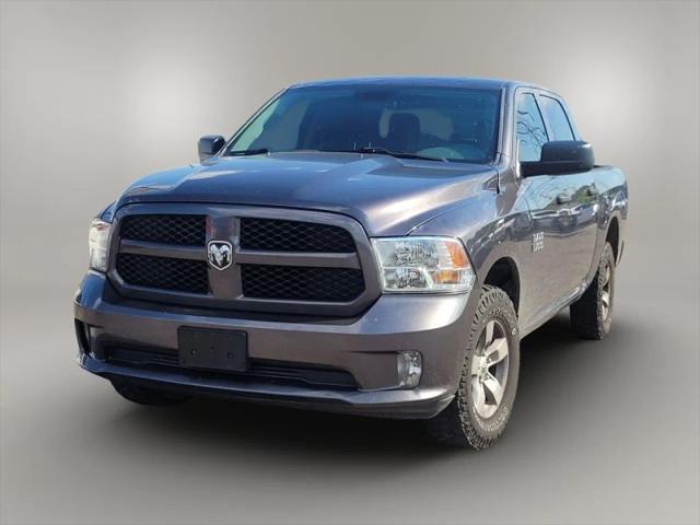 2017 Ram 1500 Express Crew Cab 4x4 57 Box