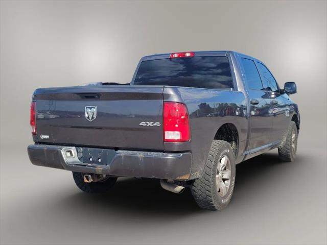2017 Ram 1500 Express Crew Cab 4x4 57 Box