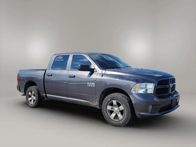 2017 Ram 1500 Express Crew Cab 4x4 57 Box