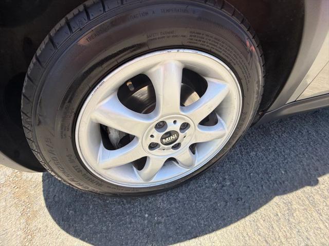 2007 MINI Cooper Base