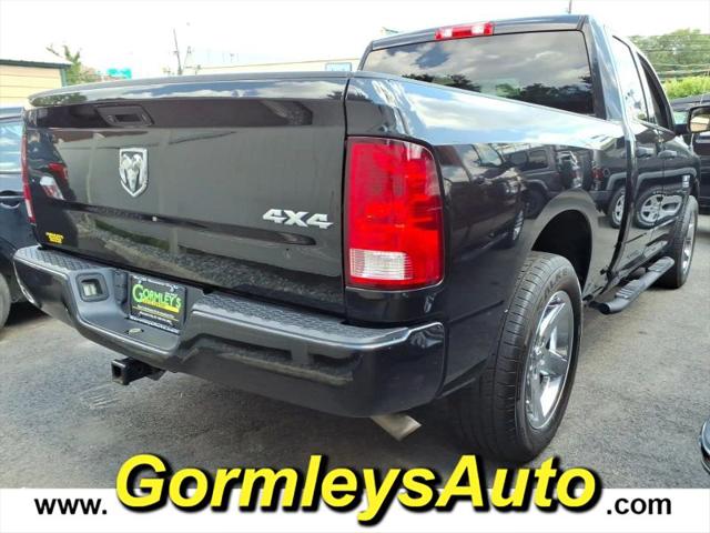 2017 Ram 1500 Express Quad Cab 4x4 6'4" Box
