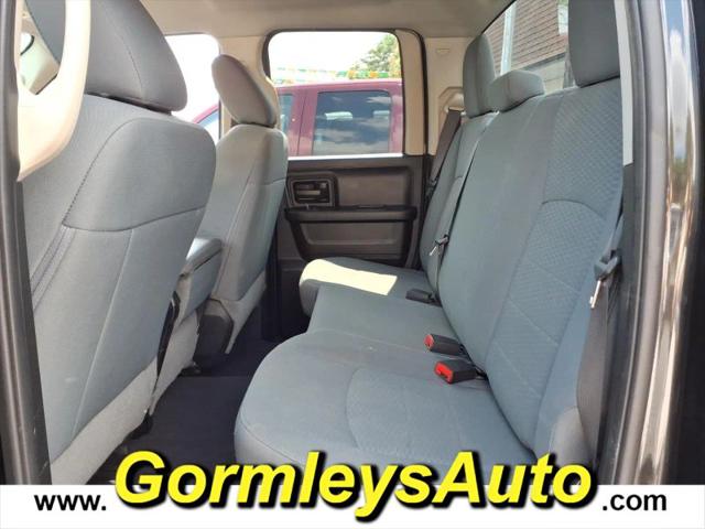 2017 Ram 1500 Express Quad Cab 4x4 6'4" Box