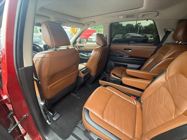 2023 Nissan Pathfinder Platinum 4WD