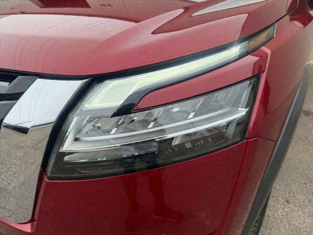 2023 Nissan Pathfinder Platinum 4WD