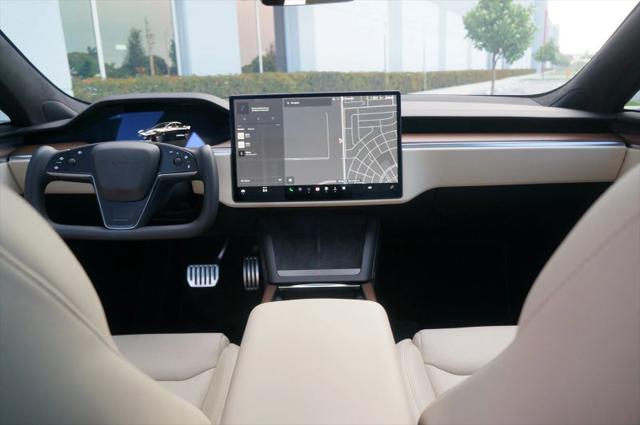 2023 Tesla Model S Standard Range