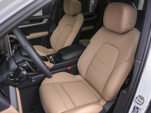 2026 Porsche Cayenne Unknown