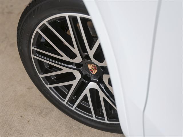 2026 Porsche Cayenne Unknown