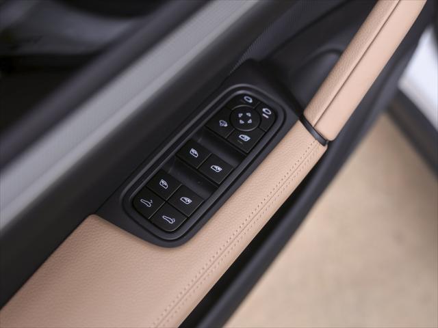 2026 Porsche Cayenne Unknown