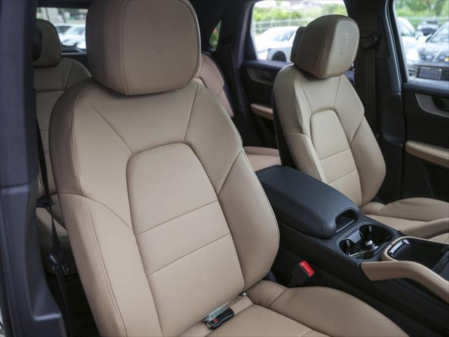 2026 Porsche Cayenne Unknown