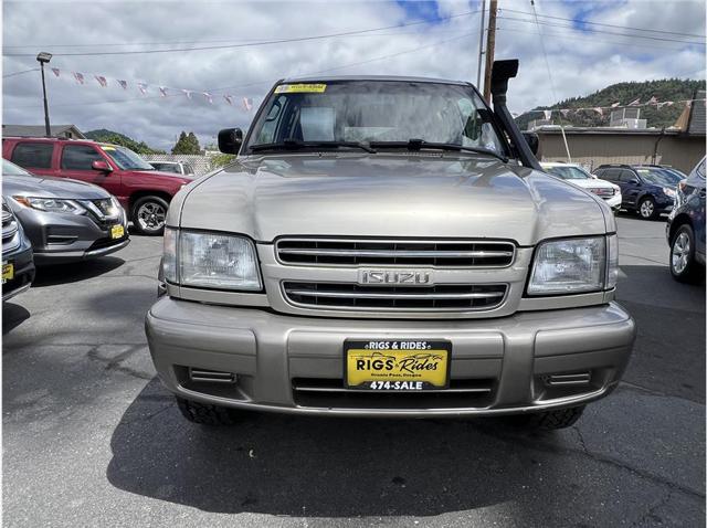 2002 Isuzu Trooper S