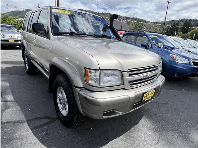 2002 Isuzu Trooper S