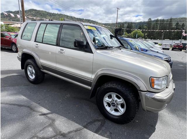 2002 Isuzu Trooper S