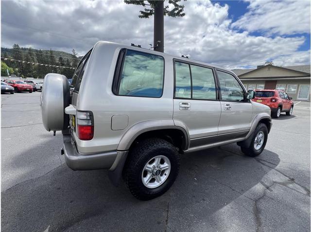 2002 Isuzu Trooper S