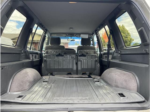 2002 Isuzu Trooper S