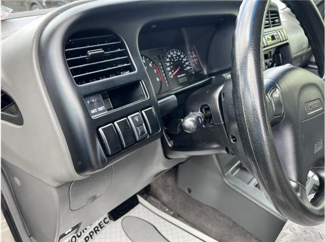 2002 Isuzu Trooper S