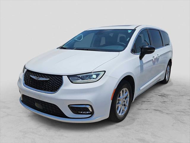 2024 Chrysler Pacifica Touring L for sale in Midland, TX