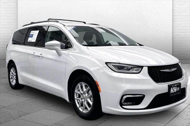2022 Chrysler Pacifica Touring L for sale in Papillion, NE
