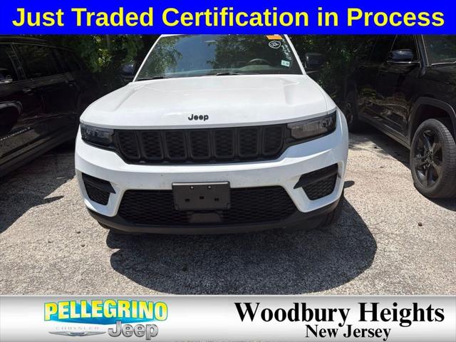 2023 Jeep Grand Cherokee Altitude 4x4 2023 Jeep Grand Cherokee Altitude 4x4