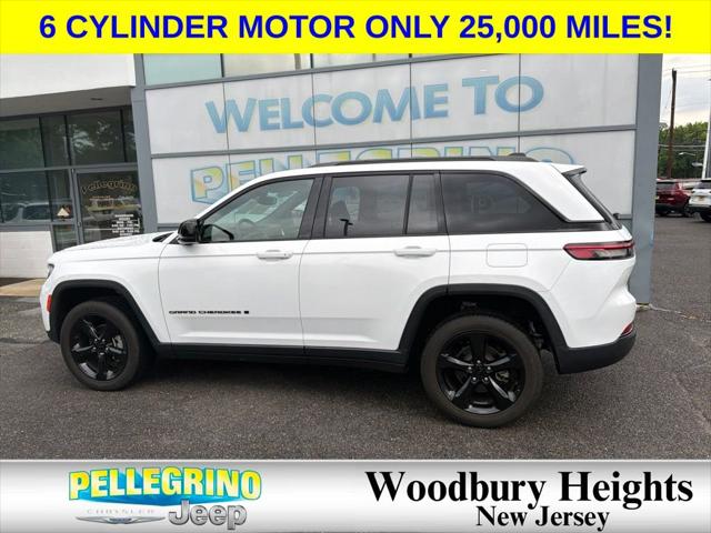 2023 Jeep Grand Cherokee Altitude 4x4 2023 Jeep Grand Cherokee Altitude 4x4