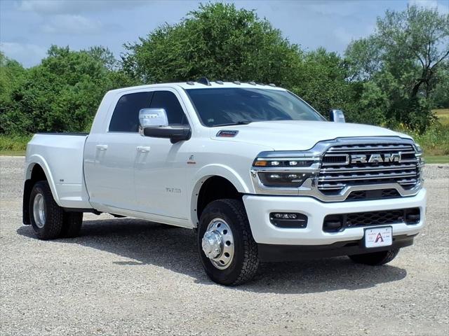 2026 RAM 3500 RAM 3500 LIMITED LONGHORN MEGA CAB 4X4 64 BOX