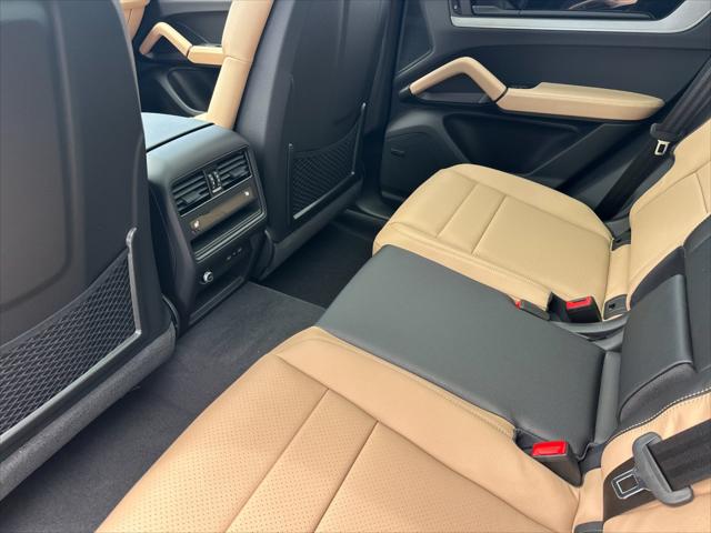 2026 Porsche Cayenne Unknown