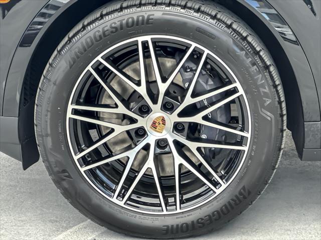 2026 Porsche Cayenne Unknown
