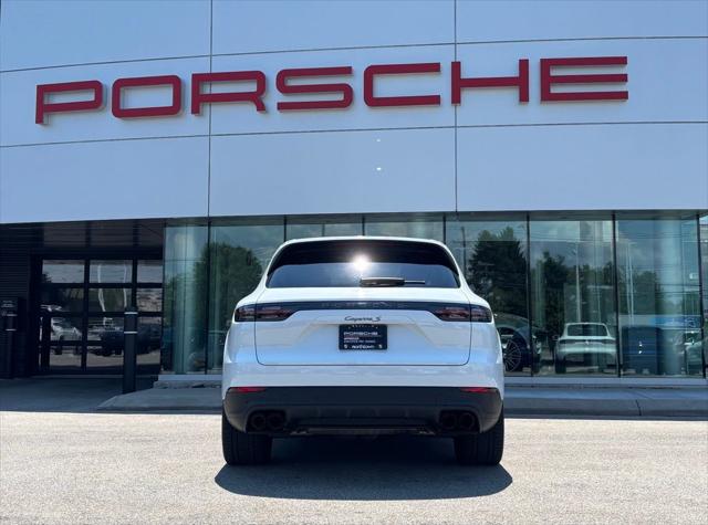 2023 Porsche Cayenne S Platinum Edition
