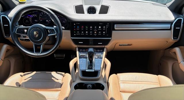 2023 Porsche Cayenne S Platinum Edition