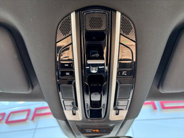 2023 Porsche Cayenne S Platinum Edition