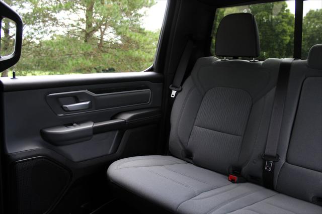 2022 Ram 1500 Big Horn Crew Cab 4x4 57 Box