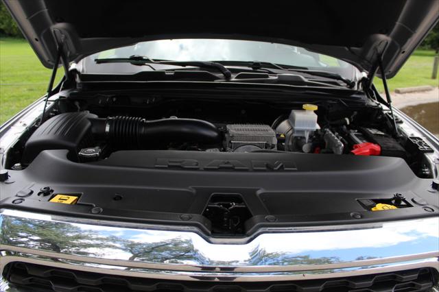 2022 Ram 1500 Big Horn Crew Cab 4x4 57 Box