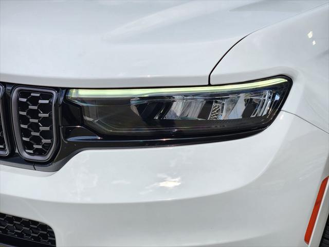 2025 Jeep Grand Cherokee L Summit Reserve - Photo 9